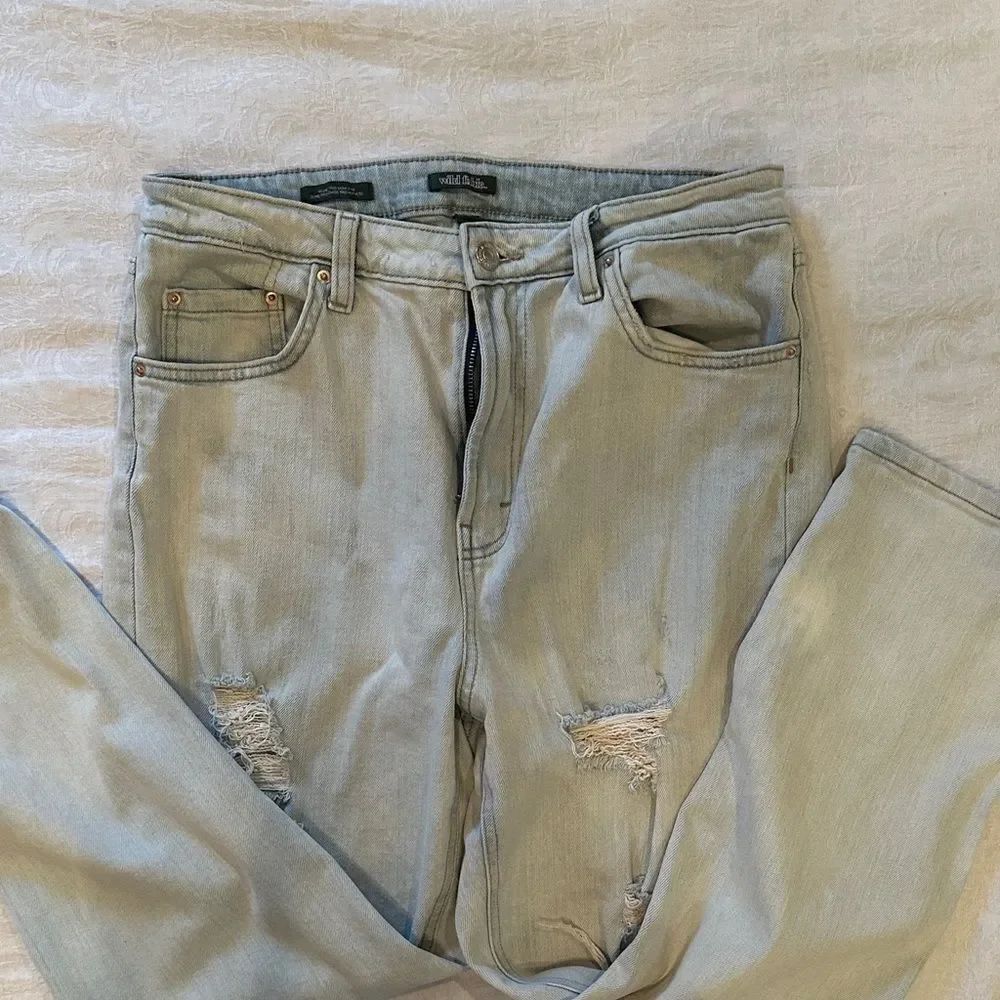 Wild Fable Light Blue Distressed Mom Jeans Highest Rise Size 12